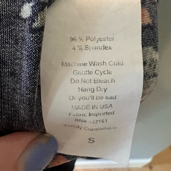 LulaRoe mid length floral skirt size small - Picture 3 of 4